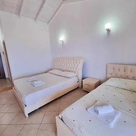 Sea Breeze Apartment Dhërmi