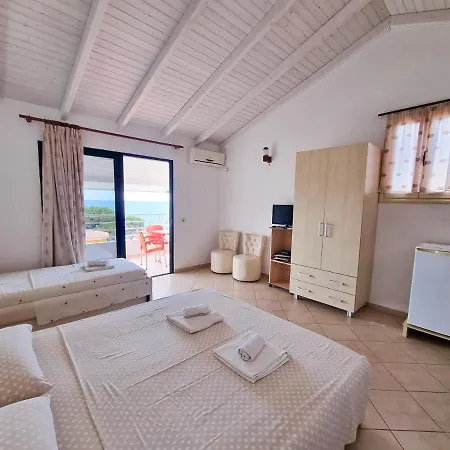 Sea Breeze Apartment Dhërmi