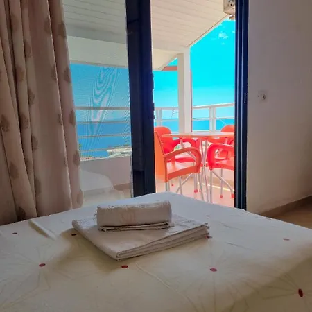 Sea Breeze Apartment Dhërmi