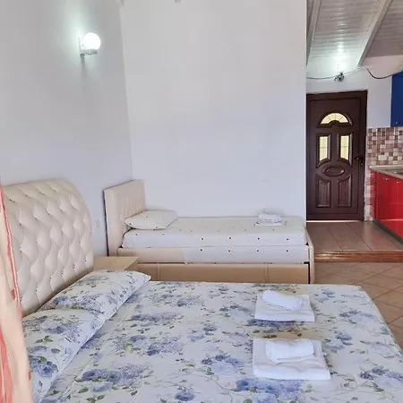 Sea Breeze Dhërmi