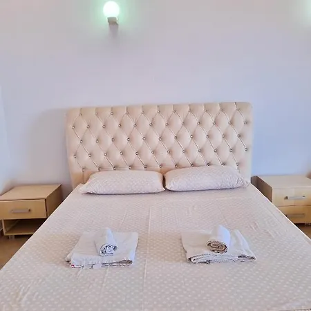 Sea Breeze Apartment