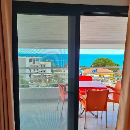 Sea Breeze Apartment
